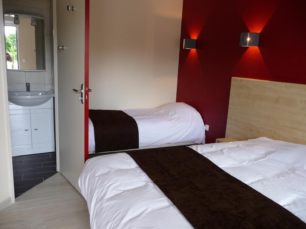 Hotel La Godiniere Cholet Habitación foto